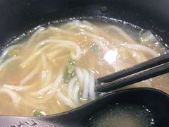 -龙记桂林米粉(财满街店)