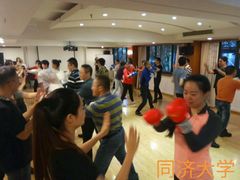 -豹变搏击俱乐部(玉城大厦店)
