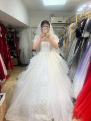 -NaNa婚纱礼服馆
