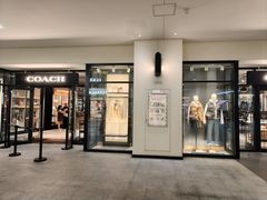 -宁波杉井奥特莱斯广场