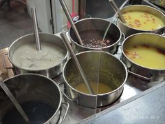 餐具摆设-穆得·老周家牛肉烧饼(普利街店)