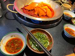-王婆乔鲜鱼自助火锅(蜀汉路店)