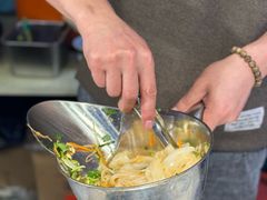 -百联临沂购物中心(临沂路店)