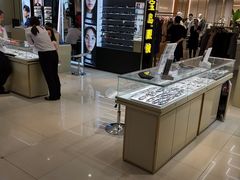 -宝岛眼镜(群光广场店)