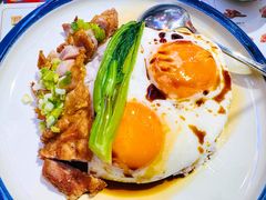 葱油汁鸡排双蛋饭-肥佬哥香港车仔面(人民广场店)