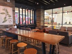 大堂-星巴克臻选(武汉经开永旺梦乐城店)