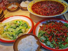 -思博半步颠小酒馆(梦时代店)