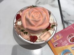 掌中玫瑰-哈根达斯(滨江店)