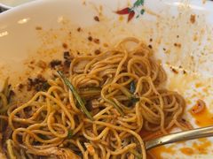 -渔语鱼新川菜Bistro(万象天地店)