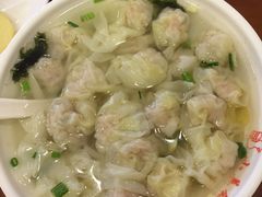 鲜肉小馄饨-小姜锅贴(凤凰街店)