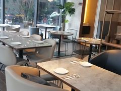 -必胜客(武汉欢乐谷店)