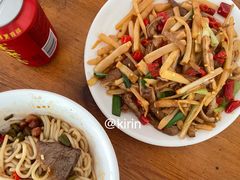 酸笋炒大肠-牛八宝桂林米粉(八里庄店)