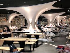 -钟书阁(珍园店)
