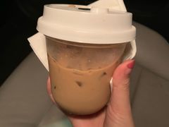 -物质生活书·酒吧