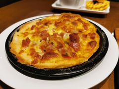 田园热狗披萨-戈尔登酒店·满堂彩咖啡厅