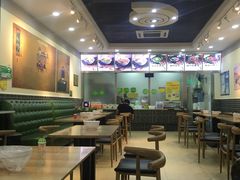 大堂-五星螺·柳州螺蛳粉(城中万达店)