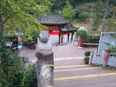 -楠柏弯休闲山庄(梨花溪店)