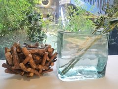 -春树下·树屋花房西餐厅(罍街AS1980店)