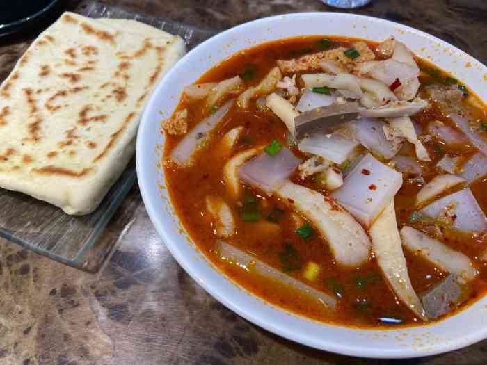 杜优素羊杂碎-"今天旅途当中,在宁夏回族自治区吴忠市街边.