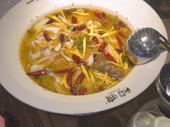 -酸渡·老坛酸菜鱼·现炒下饭菜(港惠新天地店)