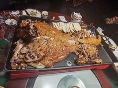 蒙古烤全羊-九十九顶毡房(阜石路店)