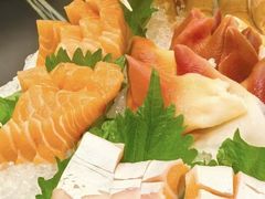 -半岛翡丽海鲜自助餐厅(观风亭店)