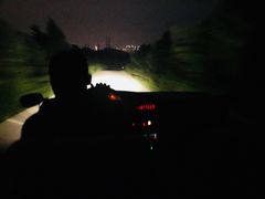 -鬼笑石后山停车场