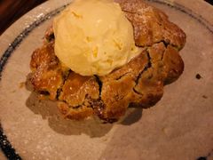 苹果派配香草冰淇淋-SMOKI & CO(五大道店)