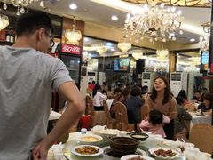 大堂-渝君重庆火锅(嘉宾路店)
