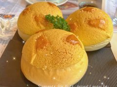 港式菠萝包-虾饺妹·粤式手工点心(水荫路店)
