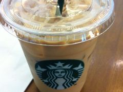 -星巴克臻选(南京金茂览秀城店)
