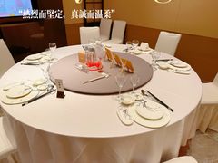 -泓历皇朝酒店(东亭店)