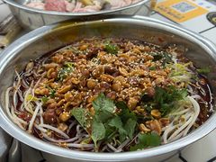 -周良天山牛杂城(天山路总店)