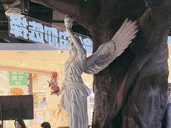 -暴风岛沉浸式体验馆(百联世纪店)