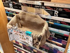 -猫的天空之城概念书店(苏州平江店)