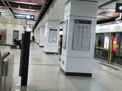 -白石桥南(地铁站)