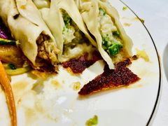 招牌锅贴-大眼锅贴水饺(河东店)