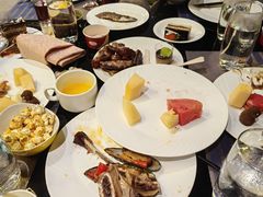 -宝利来国际大酒店-凤凰阁旋转餐厅