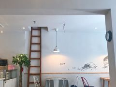 -红小姐咖啡馆(西津渡店)