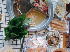 -山悦里 山野·鲜火锅(罗斯福广场店)