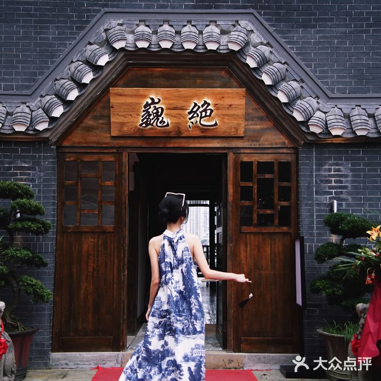 在这里拍到重庆最美的夜景丨百年遗址公园