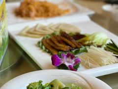 -河畔春天时尚餐厅