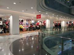 -优衣库(上海虹口龙之梦店)
