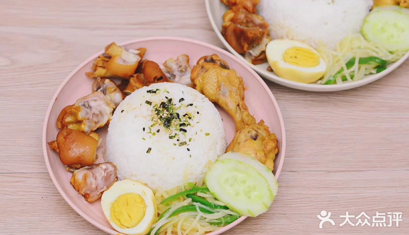 在家做猪蹄饭，卤一锅慢慢吃