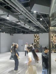 点击看大图 -北京V5舞蹈工作室