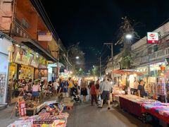 -周日夜市