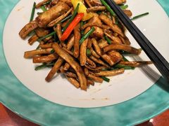 -荣誉海鲜酒楼(海湾店)