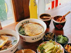 -矮子粉店1985·长沙米粉(湘春路店)