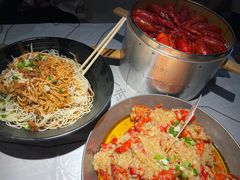 -巴厘龙虾·榜首油焖大虾(音乐学院·沿江酒馆店)