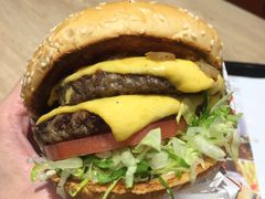 -The Habit Burger Grill 哈比特汉堡(爱琴海店)